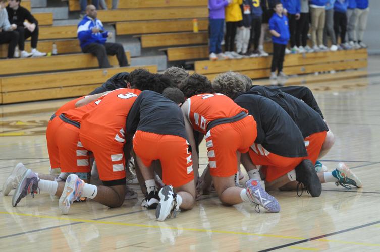 Williams Bay Bulldogs boys basketball team