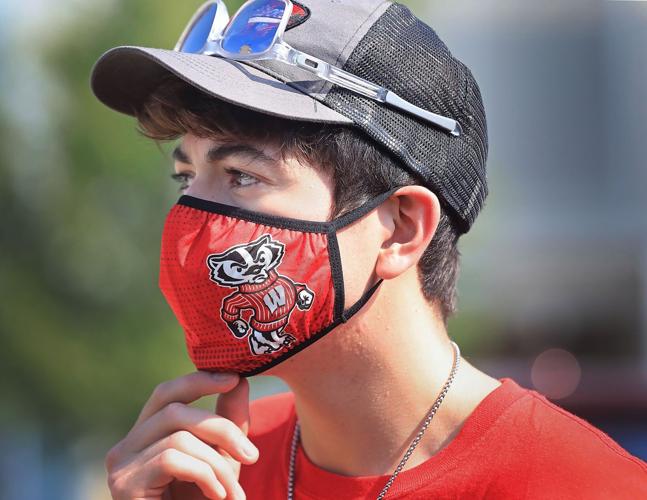 UW Move In,  Diego Galdamez