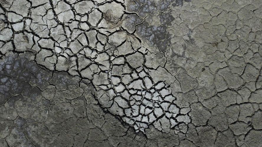 Climate Shrinking Lakes