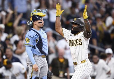 BASEBALL-MLB-SD-MIL/