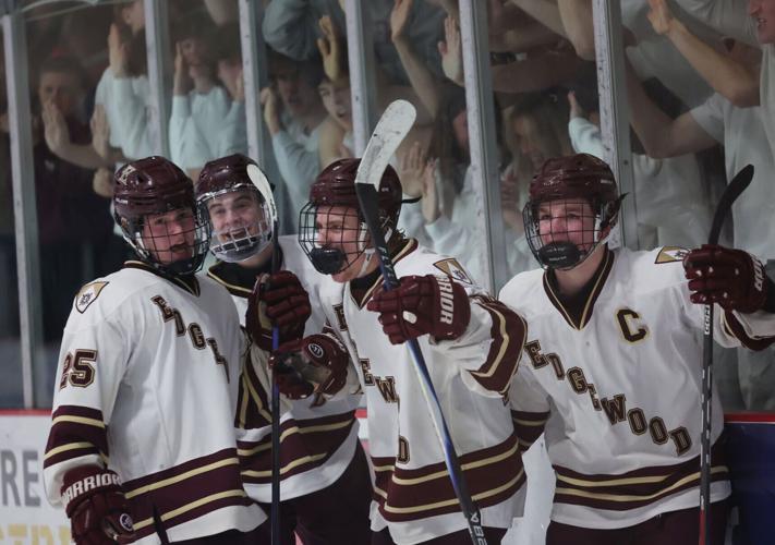 EdgewoodHockey-20260306-01-4900.jpg