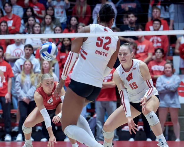 UW-v-USC-VBall-12-20251019-121811.jpg