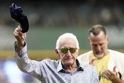 Obit-Uecker Baseball