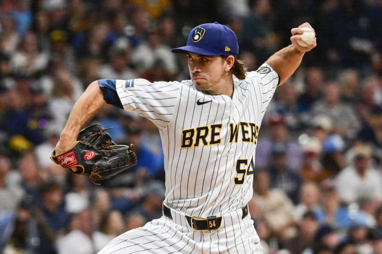 BASEBALL-MLB-MIL-CIN/
