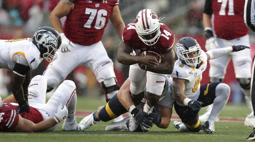 Badgers 48, Golden Flashes 0