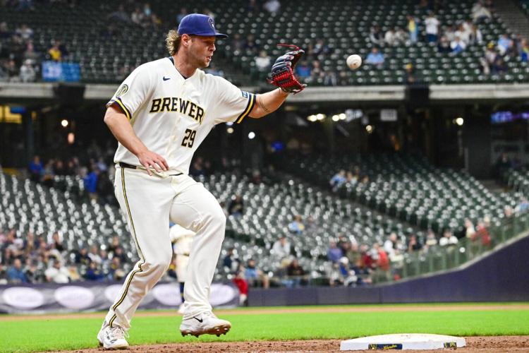 BASEBALL-MLB-MIL-ARI/
