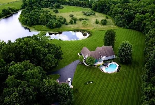 Building and Maintaining Your Dream Back Yard