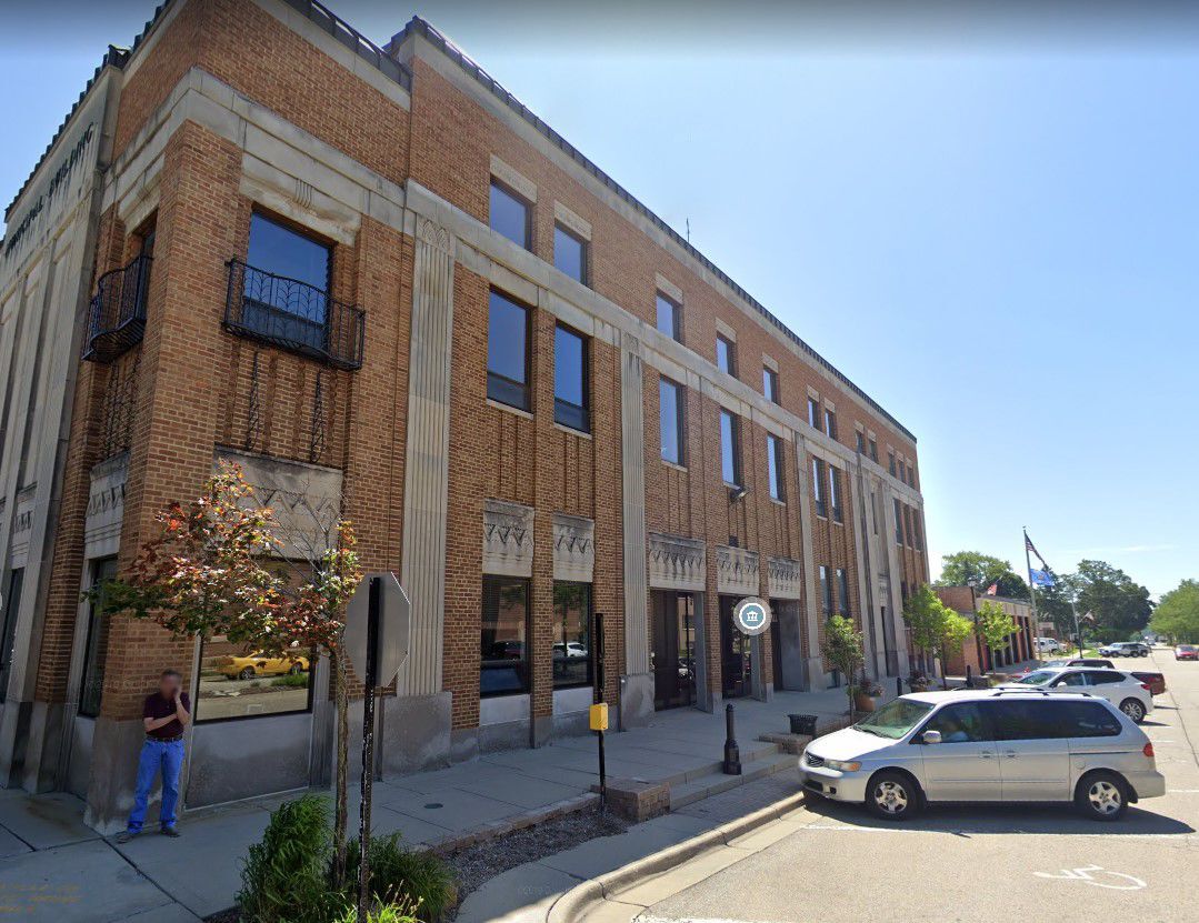 Walworth County Historical Society buying Elkhorn City Hall for 1