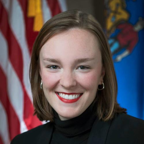 Rep. Greta Neubauer official headshot