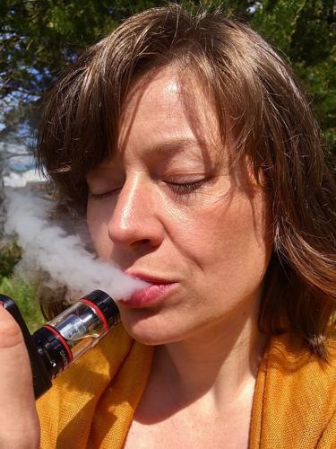 Vapor Vape Cigarette Smoke Vaping Nicotine