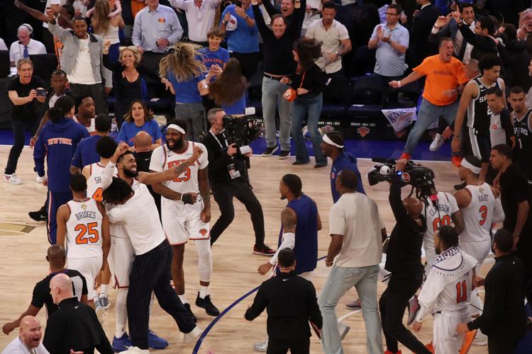 BASKETBALL-NBA-NYK-SAS/