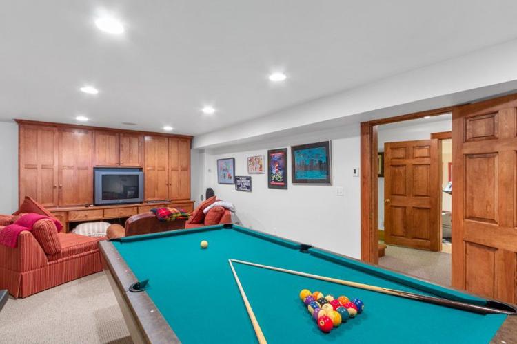 Pool room