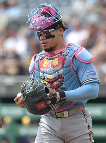BASEBALL-MLB-PIT-MIL/