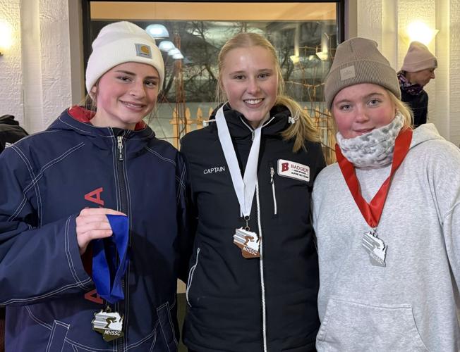 Badger Girls Alpine Ski