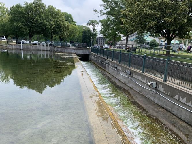 Lake Geneva aldermen continue to discuss options for a new pier system in the city-owned lagoon