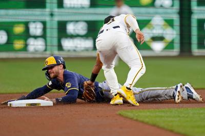 Brewers Pirates Baseball