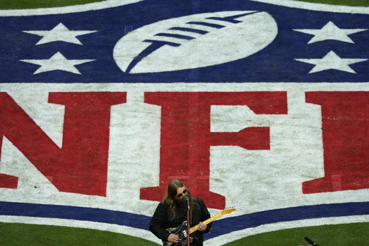 Watch Chris Stapleton Perform “The Star-Spangled Banner” at Super Bowl 2023