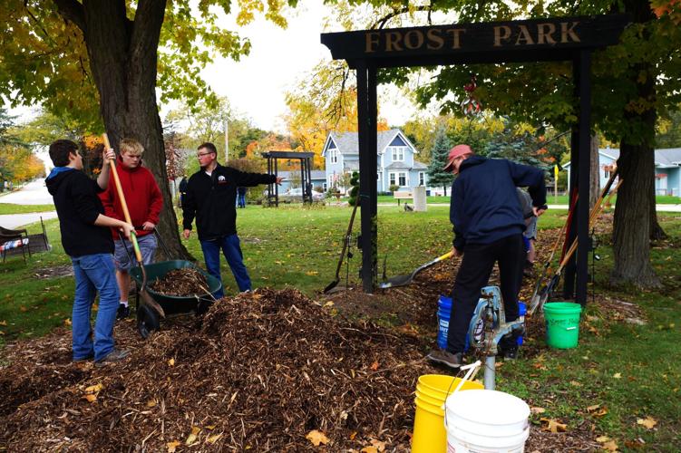Williams Bay High School students volunteer at Frost Park in Williams Bay duing the 2023 Charlie Mestek Day of Service