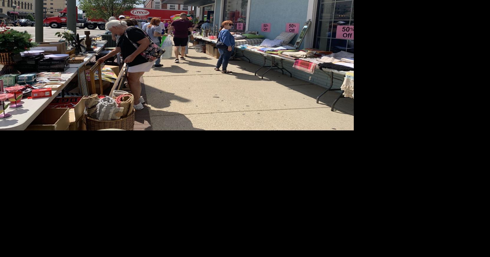 Maxwell Street Days in downtown Lake Geneva, plus car show & beer on a train