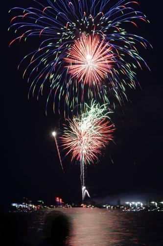 FOURTH OF JULY FIREWORKS