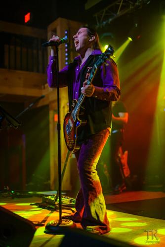 Tallan Noble Latz sings