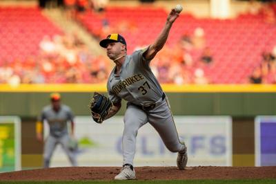 Brewers Reds Baseball