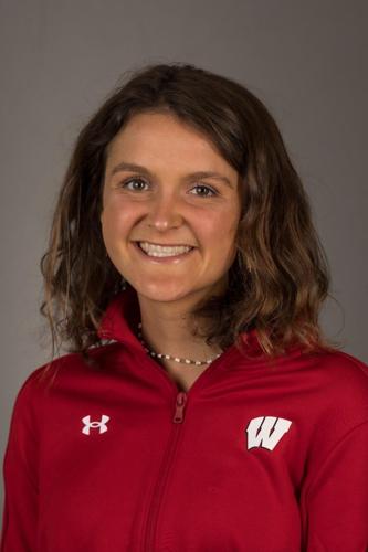 Bella Jacobsen headshot