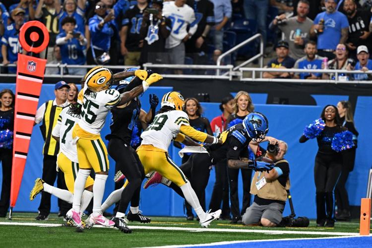 FOOTBALL-NFL-DET-GB/