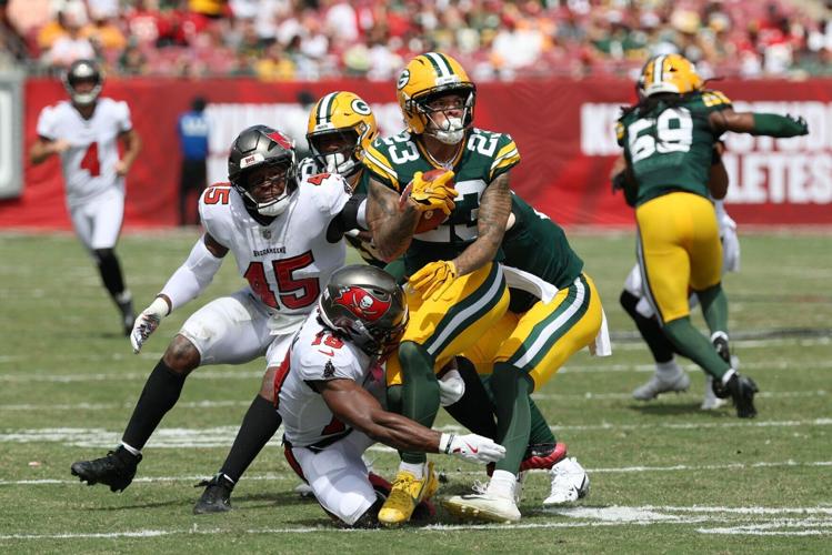 FOOTBALL-NFL-TB-GB/