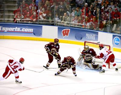 2006 men hockey title gallery 12