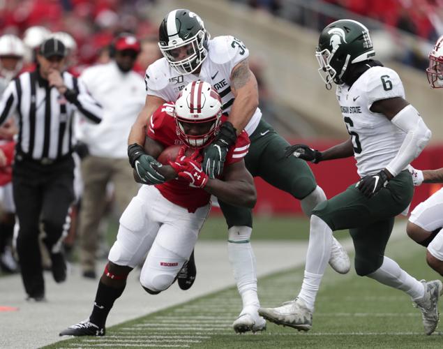 Badgers 38, Spartans 0