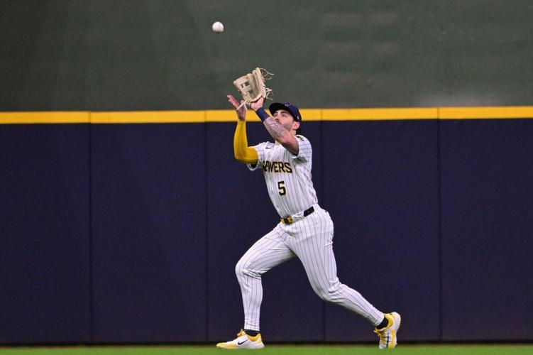 BASEBALL-MLB-MIL-TEX/