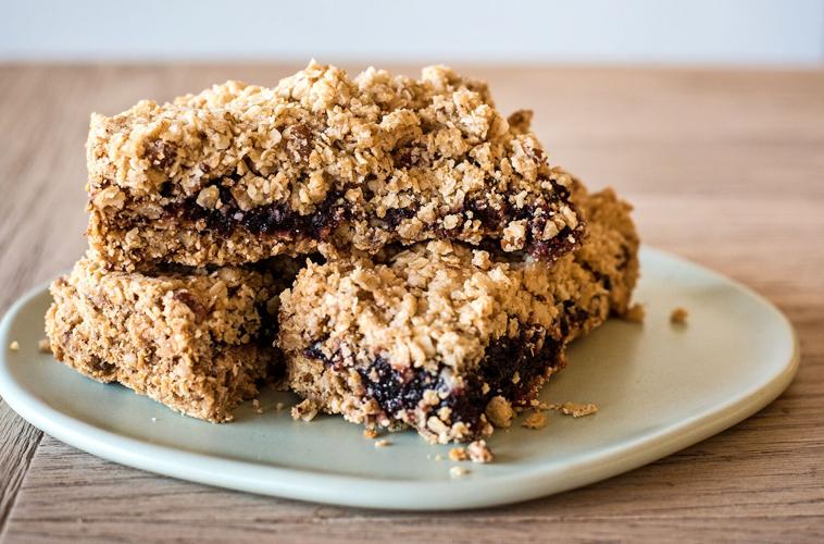 Jam crumble bars