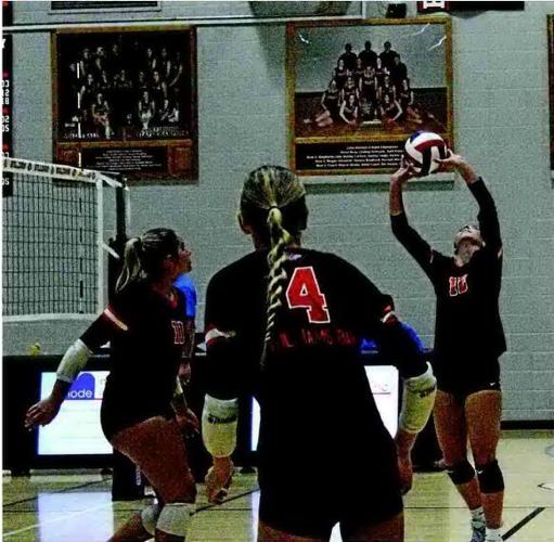 Deerfield downs Williams Bay in straight sets