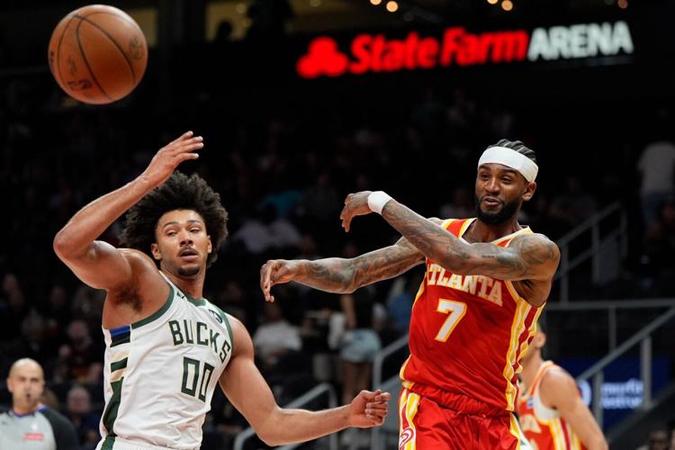 Bucks Hawks Basketball