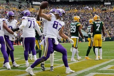 Vikings Packers Football