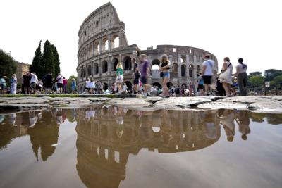 Italy-Colosseum-Gladiators