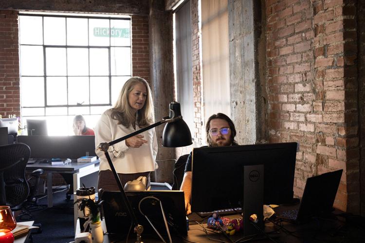 BIZ-TEXAS-IMPLANT-DESIGNER-3-DA