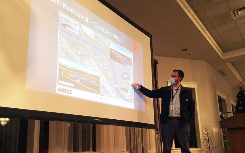 Peter Riggs, Burlington public works director, at Echo Lake meeting