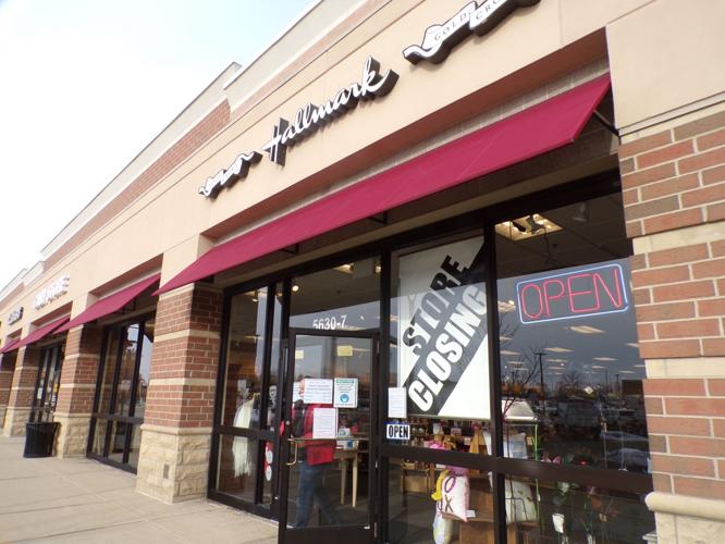 Front of Linda's Hallmark Shop