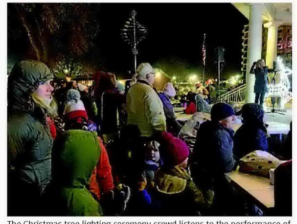 LAKE GENEVA BUSINESS IMPROVEMENT DISTRICT HOSTS ANNUAL TREE LIGHTING CEREMONY