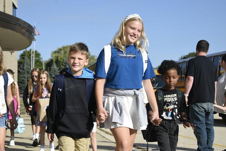 FIRST DAY OF SCHOOL AT PRIAIRIE LANE ELEMENTARY
