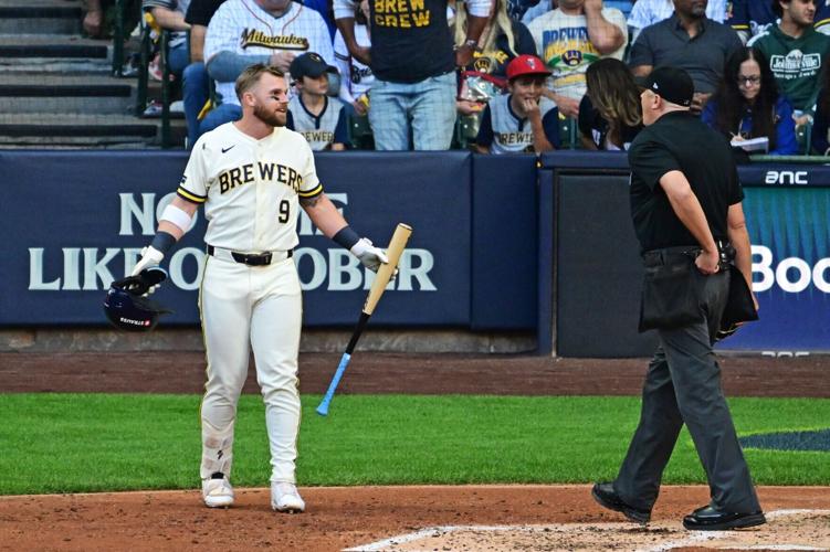 BASEBALL-MLB-MIL-SD/