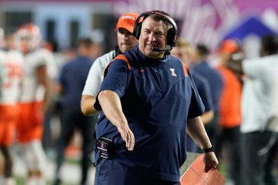 Illinois Indiana Football