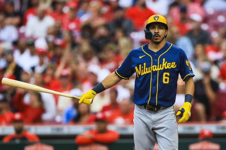 BASEBALL-MLB-CIN-MIL/