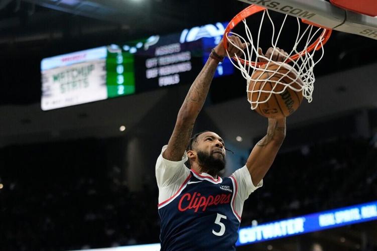 Clippers Bucks Basketball