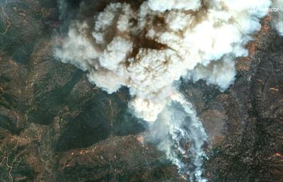 USA-WILDFIRE/SATELLITE