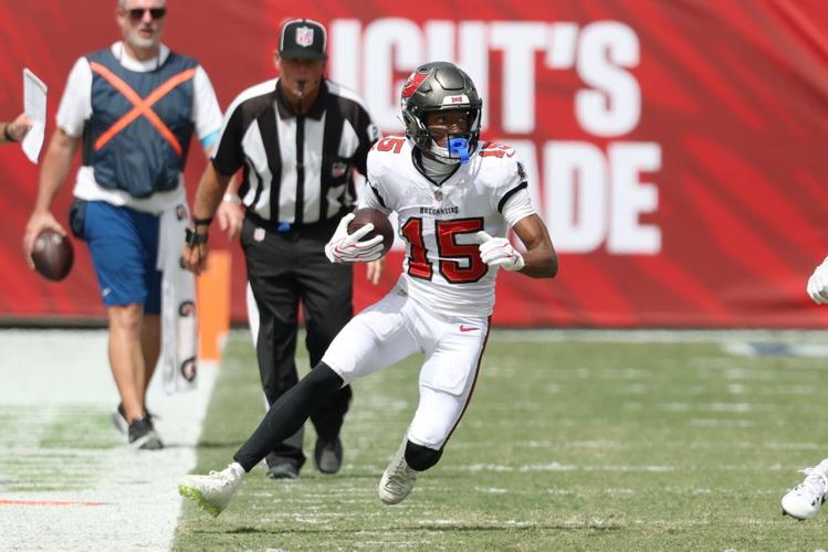 FOOTBALL-NFL-TB-GB/