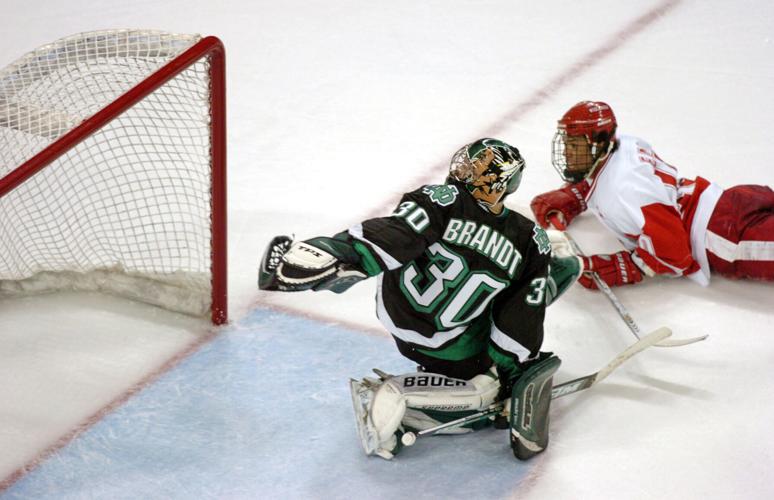 Robbie Earl goal 2004