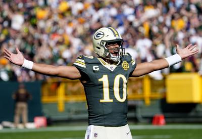 Packers vs. Bears - WSJ sports CP photo